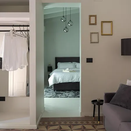 Vicolo San Gaetano -luxury Rooms- *
