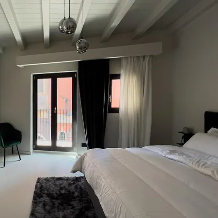 Vicolo San Gaetano -luxury Rooms- Apartament