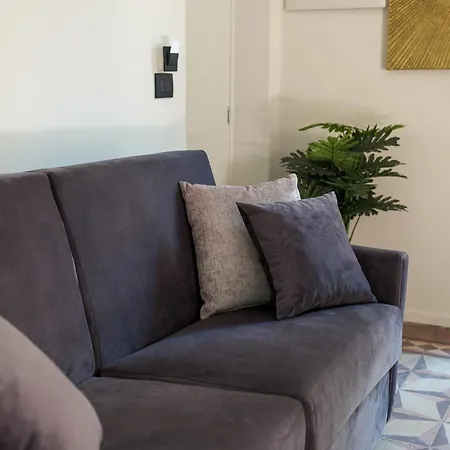 Vicolo San Gaetano -luxury Rooms- *