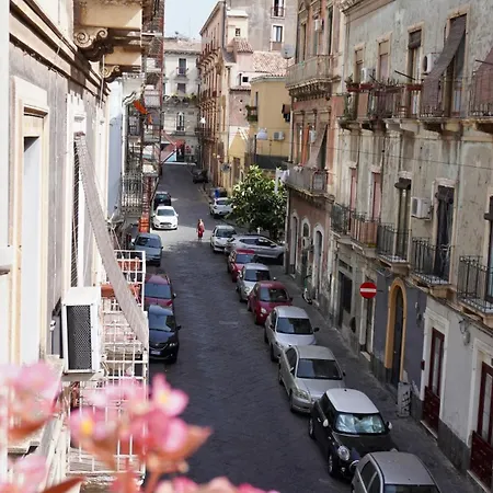 Vicolo San Gaetano -luxury Rooms- Apartment