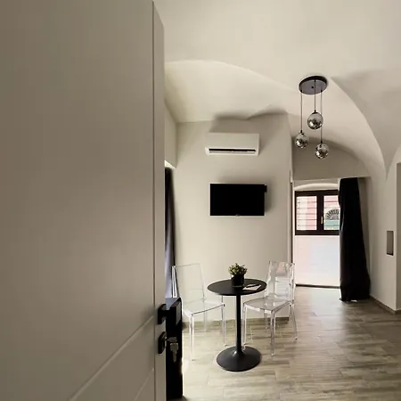Vicolo San Gaetano -luxury Rooms- Apartment