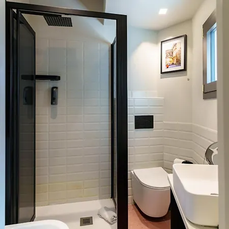 Vicolo San Gaetano -luxury Rooms- 公寓
