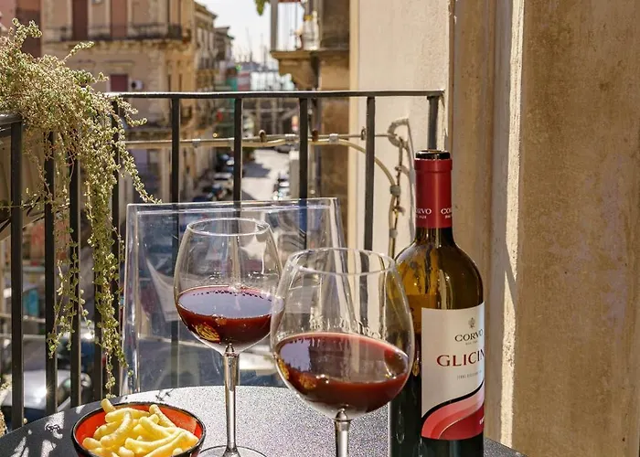 Vicolo San Gaetano -luxury Rooms- * Katánie